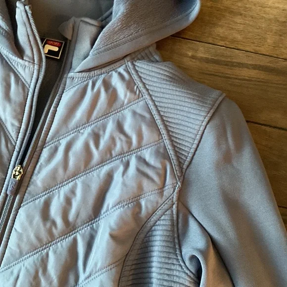 💗Sold💗 Fila “slim fit” workout jacket 💗 - Picture 6 of 12